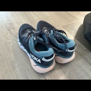 Hoka Galviota 3